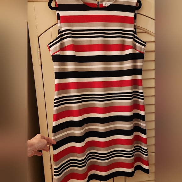 Calvin Klein Dress Womens sz 14 Red Tan Black Stripe Sleeveless Sheath - Picture 2 of 7